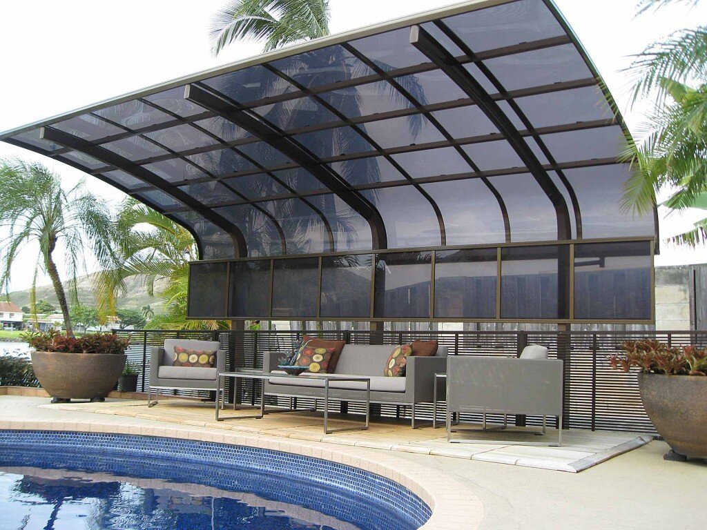 Cantilevered Pool Cover with Side Panels